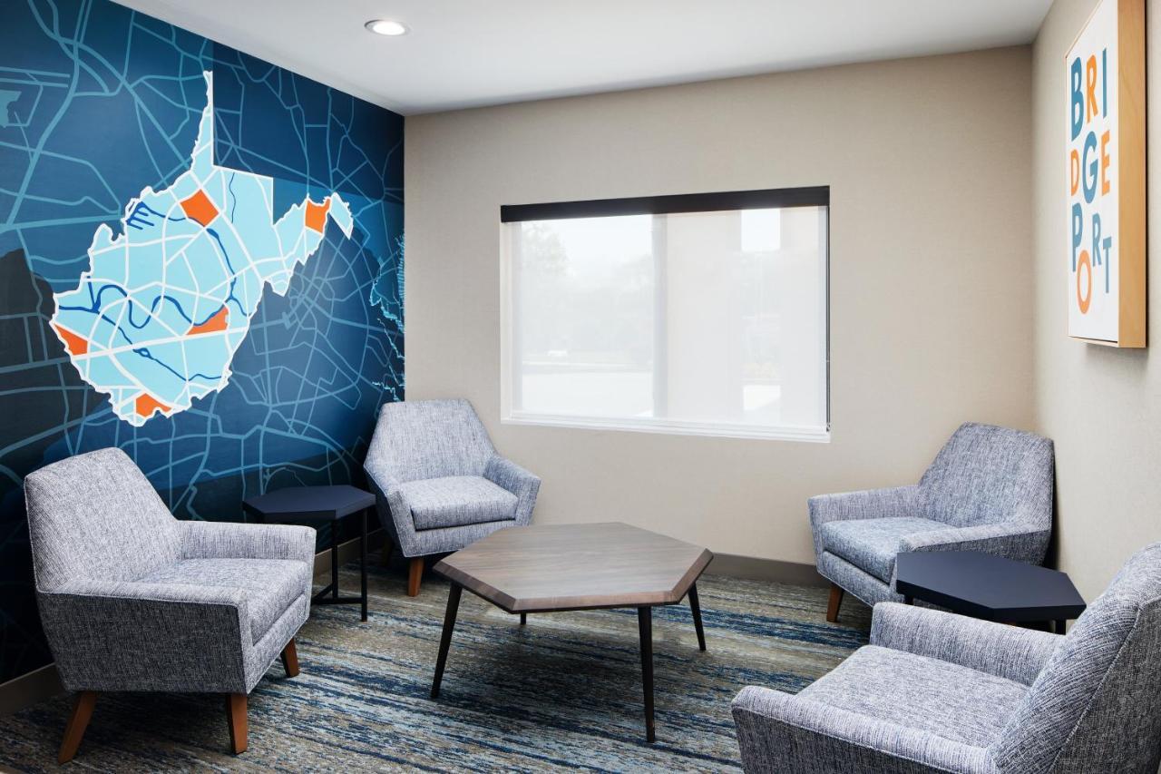 Holiday Inn Express And Suites Wheeling By Ihg Triadelphia Kültér fotó