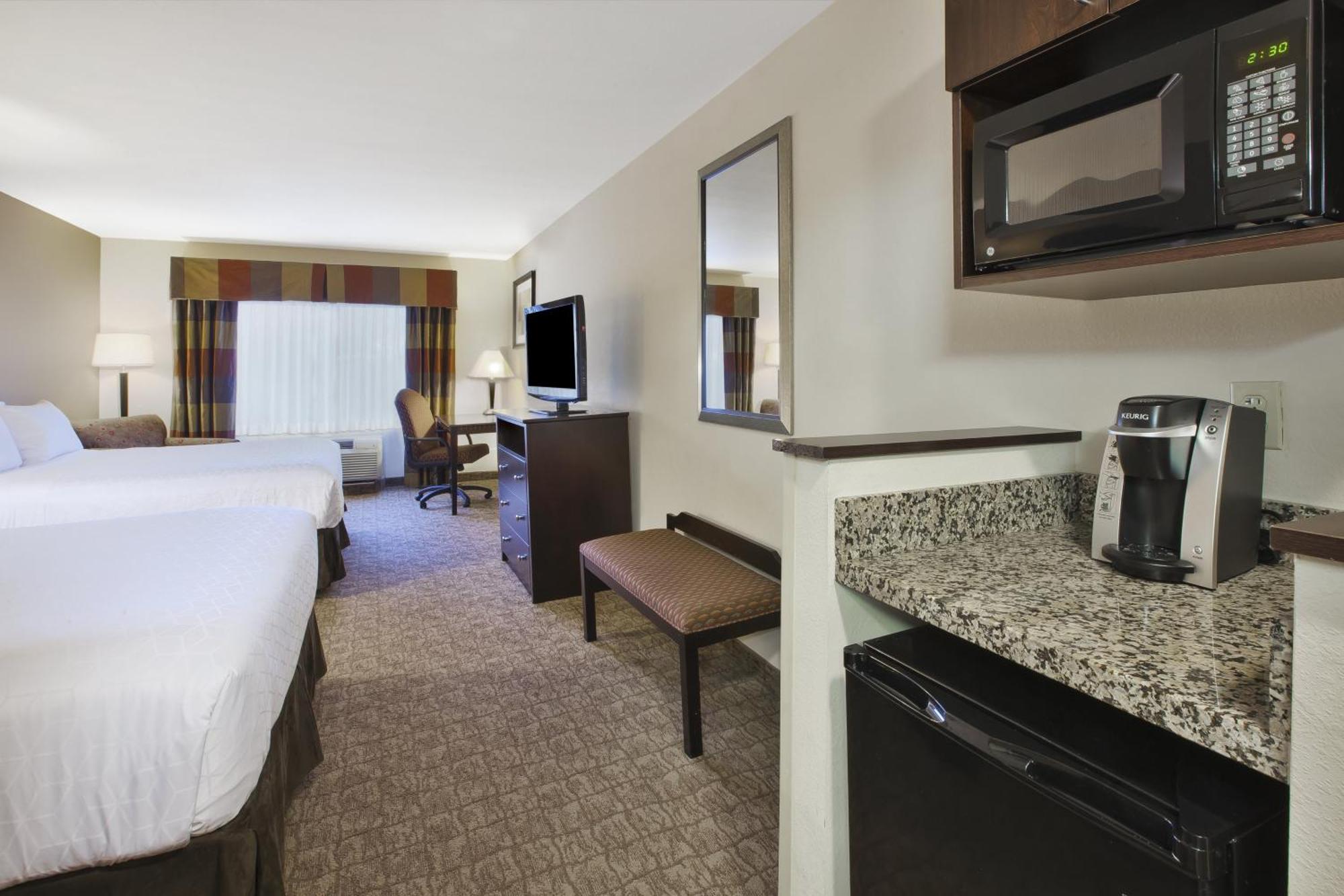 Holiday Inn Express And Suites Wheeling By Ihg Triadelphia Kültér fotó
