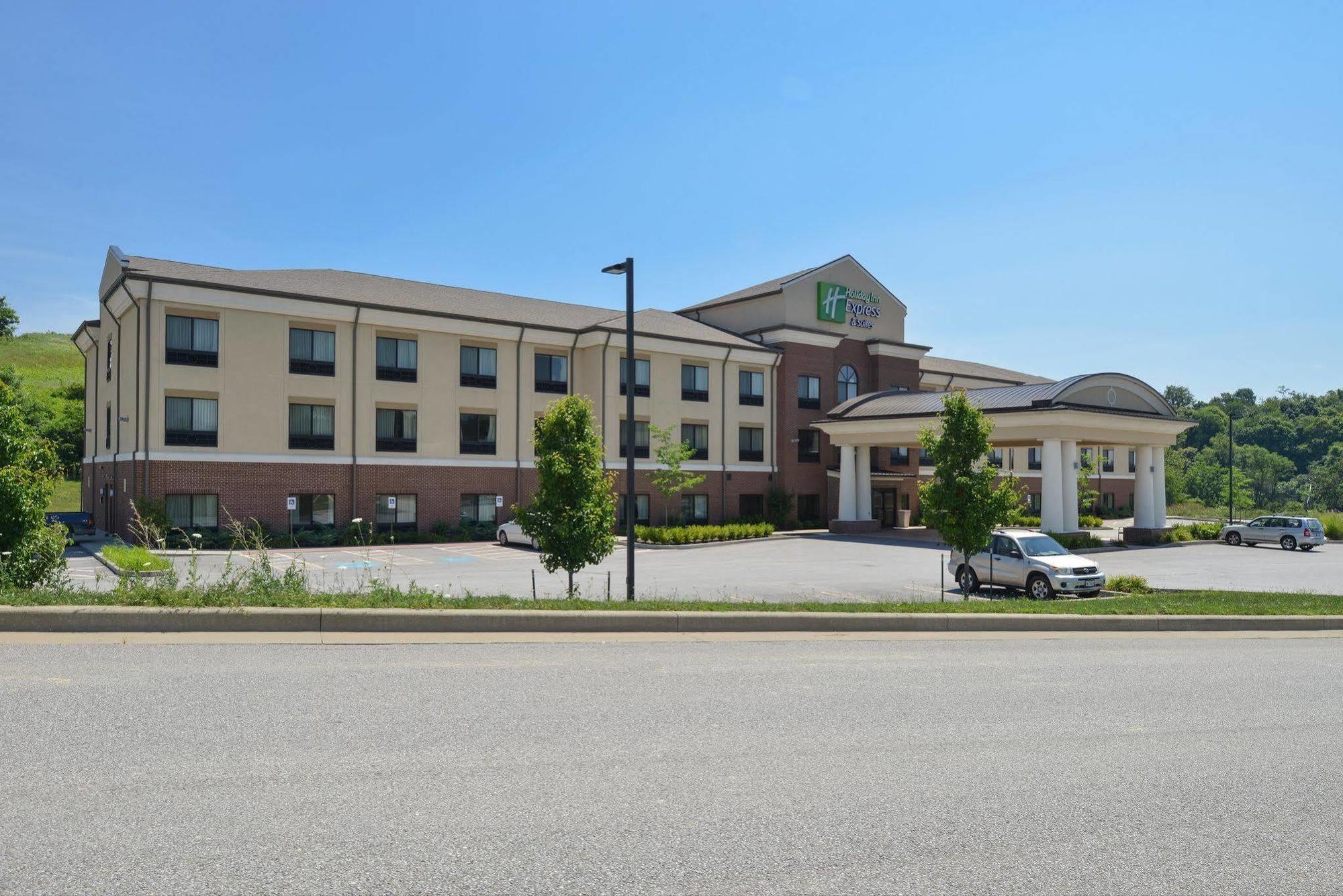 Holiday Inn Express And Suites Wheeling By Ihg Triadelphia Kültér fotó